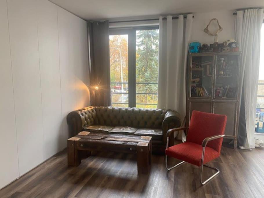 Apartment Big Windows براغ المظهر الخارجي الصورة