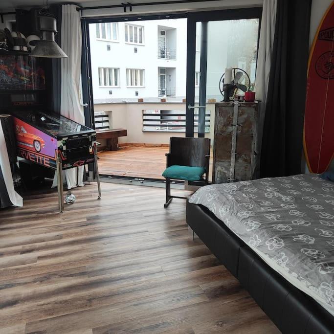 Apartment Big Windows براغ المظهر الخارجي الصورة